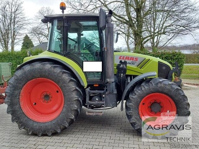 Trattore Claas ARION 410