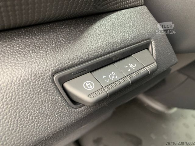 Duba panelată Renault Trafic L1H1 2,8t BLUE dCi 130 KOMFORT KLIMA+DAB+
