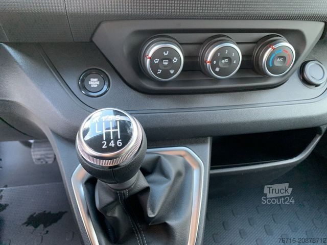 Duba panelată RENAULT Trafic DOKA KOMFORT L2H1 3,0t dCi 130 KAMERA+LED