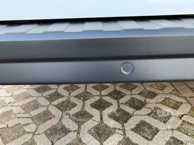 Duba panelată RENAULT Trafic DOKA KOMFORT L2H1 3,0t dCi 130 KAMERA+LED