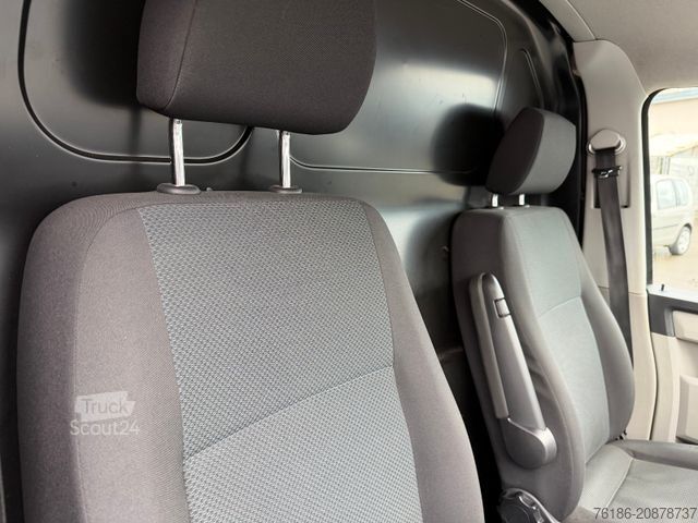 Furgon blaszak VOLKSWAGEN T6 Transporter 2.0 TDI Kasten lang Navi