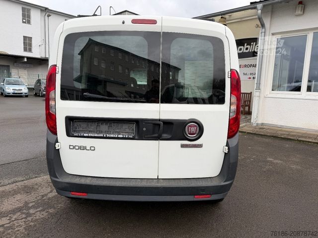 Furgão de painéis FIAT Doblo 1.3 Multijet Kastenwagen