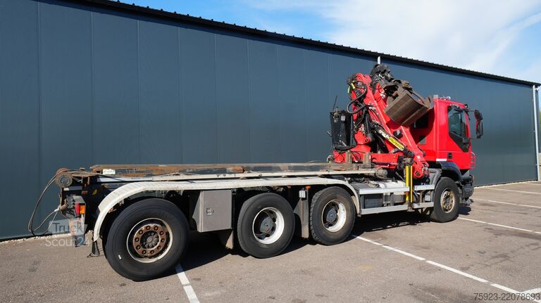 Jeřábové vozidlo Iveco Trakker 410 8x4 Cable system with Crane