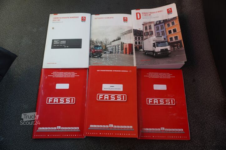 Plattform mit Kran Renault C280 DTI 8 / HDS Fassi F135A.22 / remote