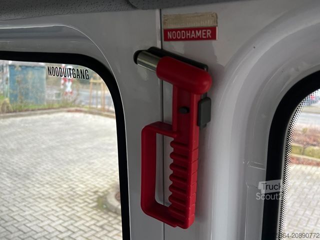 Kleinbus MERCEDES-BENZ Sprinter 313 Cdi Maxi L3 9Sitze + Lift Ahk Klima