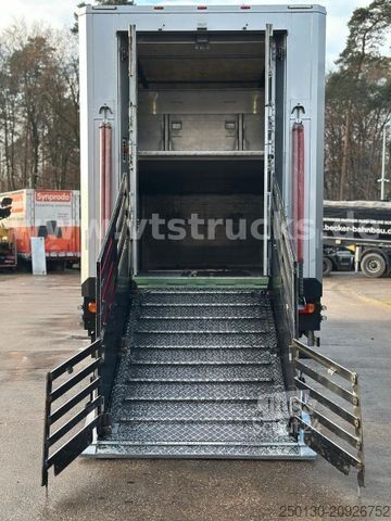 Liellopu pārvadāšanas kravas automašīna DAF CF 320 4x2 EU6c FINKL 2.Stock Viehtransporter