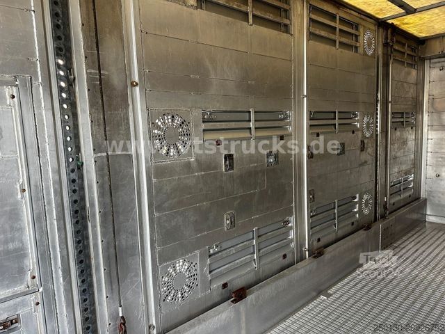 Liellopu pārvadāšanas kravas automašīna DAF CF 320 4x2 EU6c FINKL 2.Stock Viehtransporter