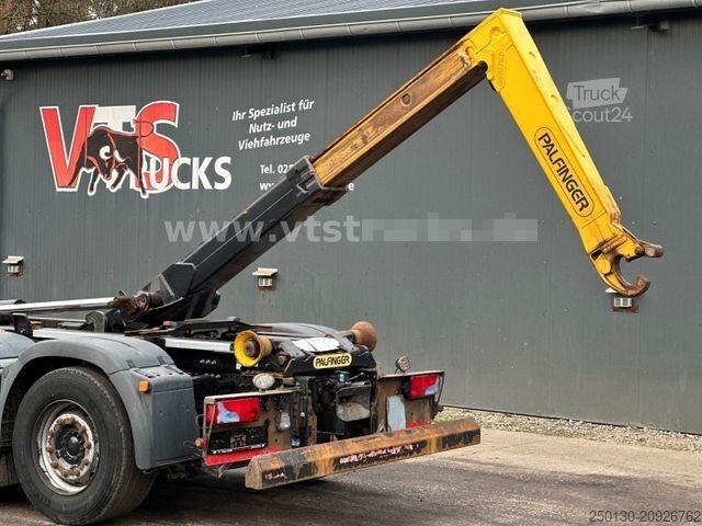 Крюковой мусоровоз MAN TGX 26.500 6x2 Euro6c Palfinger Abrollkipper