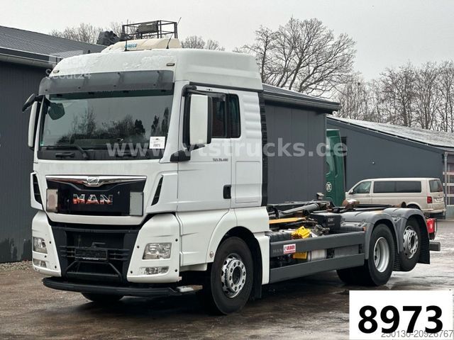 Крюковой мусоровоз MAN TGX 26.480 6x2  Euro6 HIAB-Abrollkipper