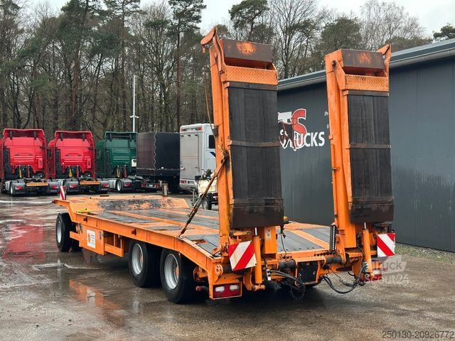 Низькорамний напівпричіп LANGENDORF TUE 24/100-3 Tieflader-Anhänger m. Laderampen