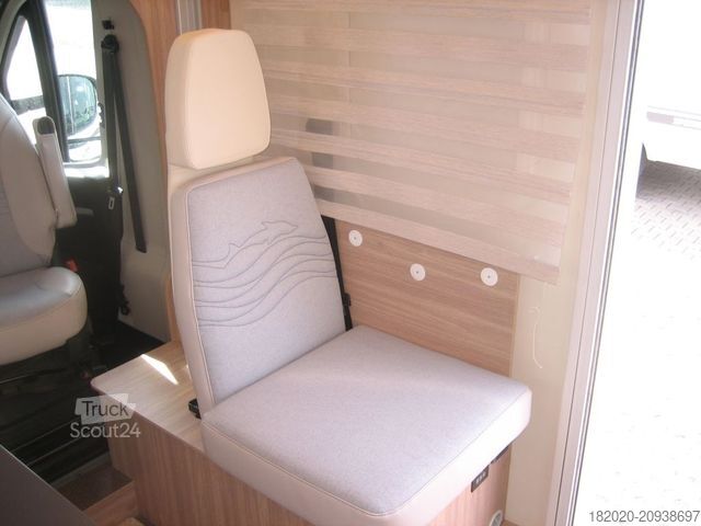 Teilintegriertes Wohnmobil BÜRSTNER Delfin T 680 G Winterpak., Lithium, Luftfed.