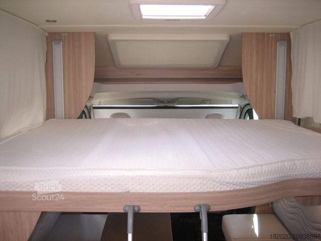 Teilintegriertes Wohnmobil BÜRSTNER Delfin T 680 G Winterpak., Lithium, Luftfed.