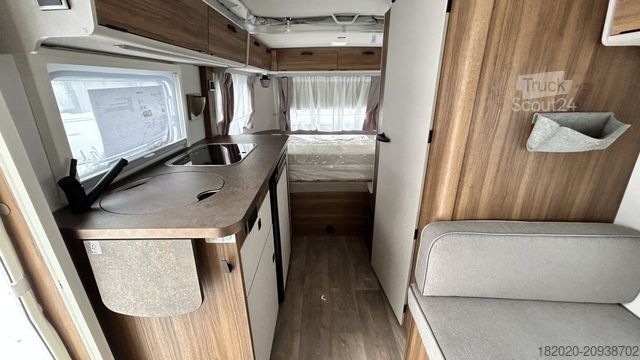 Caravana HYMER/ERIBA Touring 550 Deichsel-Fahrradträger