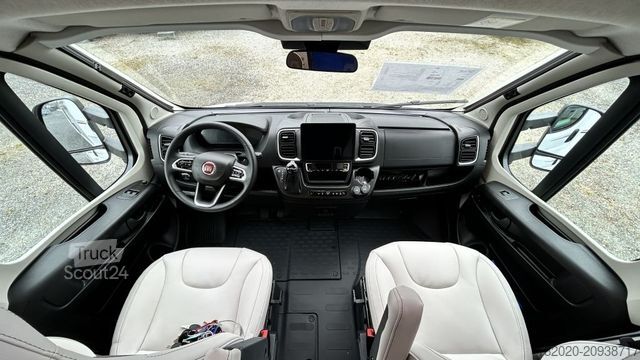 Teilintegriertes Wohnmobil BÜRSTNER Lyseo TD 594 (19) viel Ausstattung!