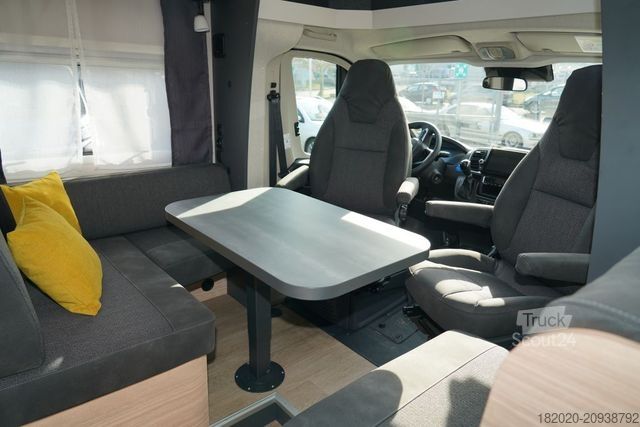 Halvintegrerad husbil HOBBY Optima De Luxe T70 GE (ex.27) Autom., SAT, Lit.