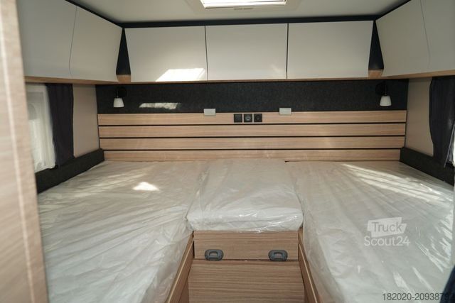 Halvintegrerad husbil HOBBY Optima De Luxe T70 GE (ex.27) Autom., SAT, Lit.