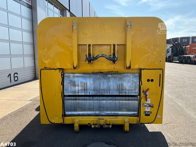 Afzetcontainer Translift 20m³ zijlader container 
