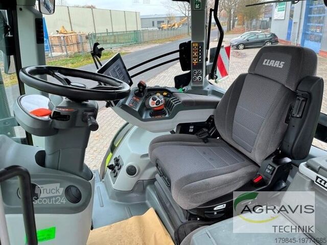 Трактор Claas AXION 830 CMATIC CEBIS