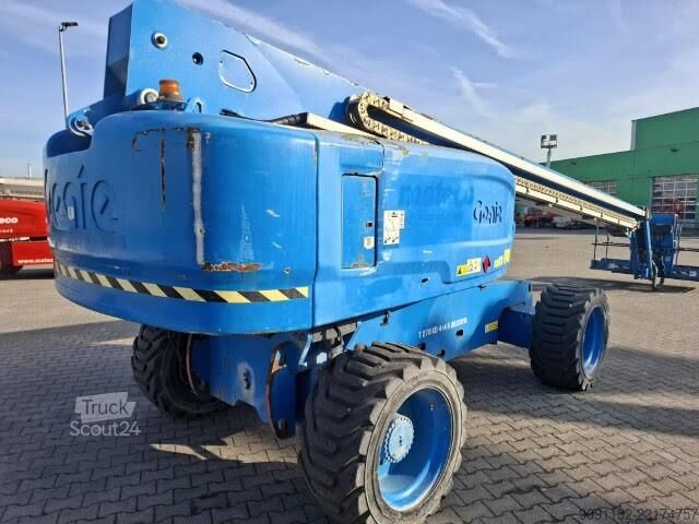 Plataforma telescópica Genie S-85
