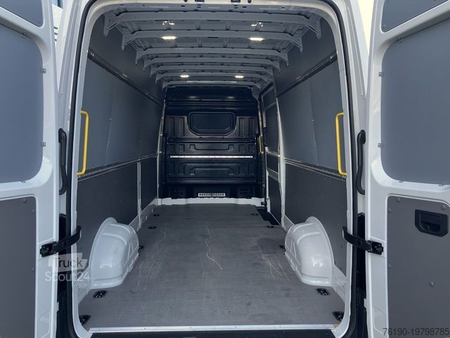 Фургон с высокой крышей VOLKSWAGEN Crafter 35 Kasten TDI LR *Hochdach*AHK*RüKam