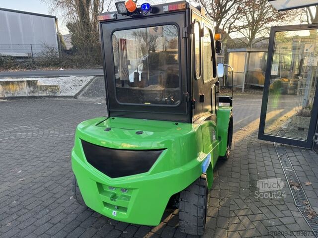 Позашляховий навантажувач Noblelift FE2RT25NEU