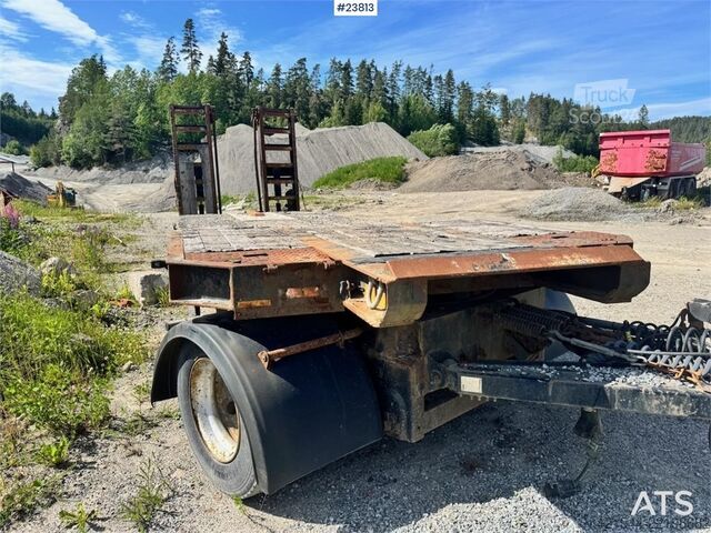 Tieflader McCauley MAC machinery trailer with hydraulic loading ramps
