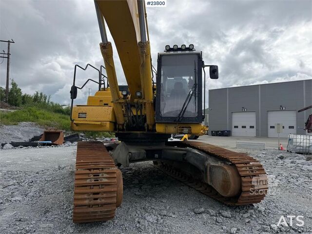 Vikšrinis ekskavatorius Komatsu PC490LC-11 excavator w/ 2 buckets