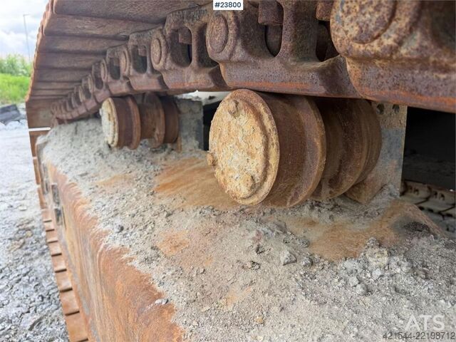 Tela-alustainen kaivinkone Komatsu PC490LC-11 excavator w/ 2 buckets