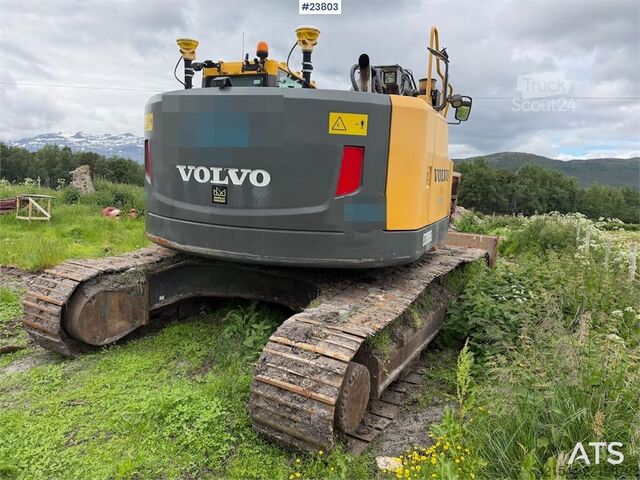 гусеничный экскаватор Volvo ECR305CL excavator w/ GPS, sanding bucket and roto