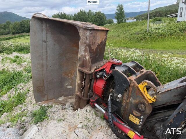 гусеничный экскаватор Volvo ECR305CL excavator w/ GPS, sanding bucket and roto