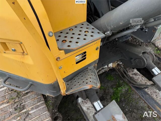Pelle sur chenilles Volvo ECR305CL excavator w/ GPS, sanding bucket and roto