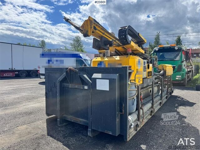 Mașină de găurit pământul  Geawelltech WellDrill 3050CR drilling rig with hoo
