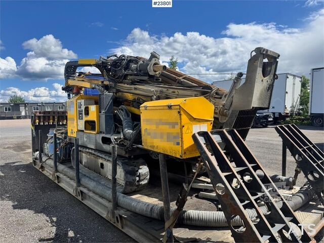 Mașină de găurit pământul  Geawelltech WellDrill 3050CR drilling rig with hoo