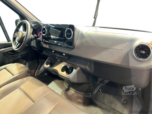 Bestelwagen Mercedes-Benz Sprinter 215 Kasten MBUX+AHK+Cam+AUT+PTS+SHZ