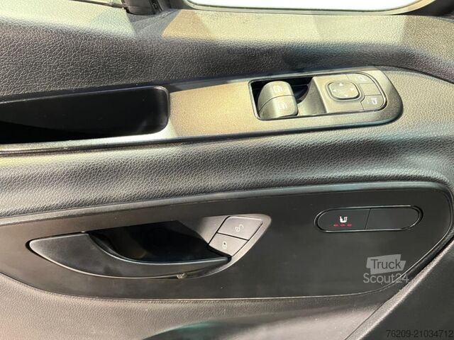 Bestelwagen Mercedes-Benz Sprinter 215 Kasten MBUX+AHK+Cam+AUT+PTS+SHZ