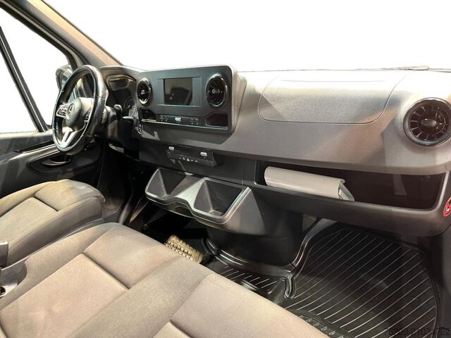 Fourgon tôlé Mercedes-Benz Sprinter 317 Kasten MBUX+AHK+Cam+Navi+AUT+Distr