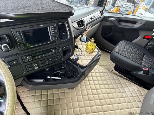 štandardný ťahač SCANIA R500