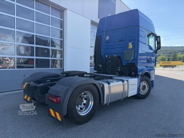 Standard nyergesvontató MAN TGX 18.470 4x2 BL SA mit PTO / NA - neu bereift au