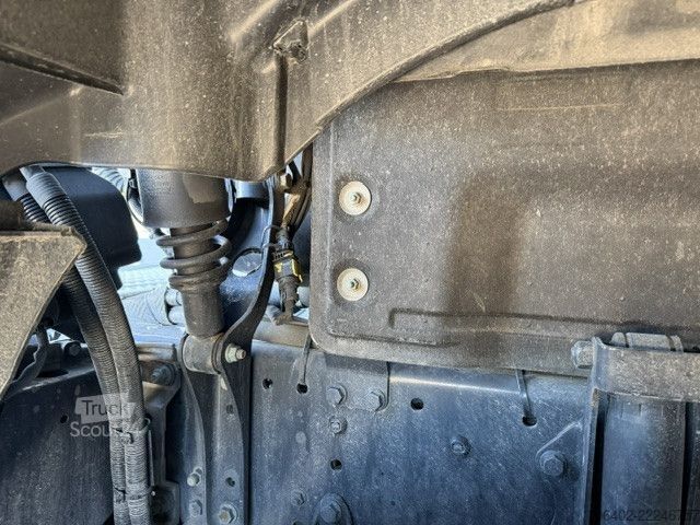 Standard nyergesvontató MAN TGX 18.470 4x2 BL SA mit PTO / NA - neu bereift au