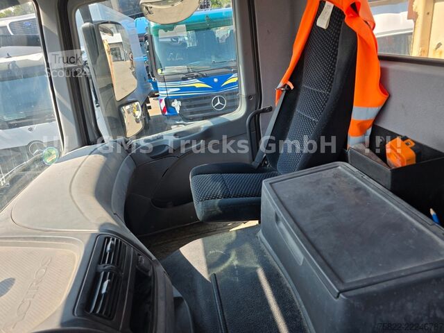 Châssis de camion MERCEDES-BENZ Actros MP3 3241 / 8X4 / Blatt / Chassis / German