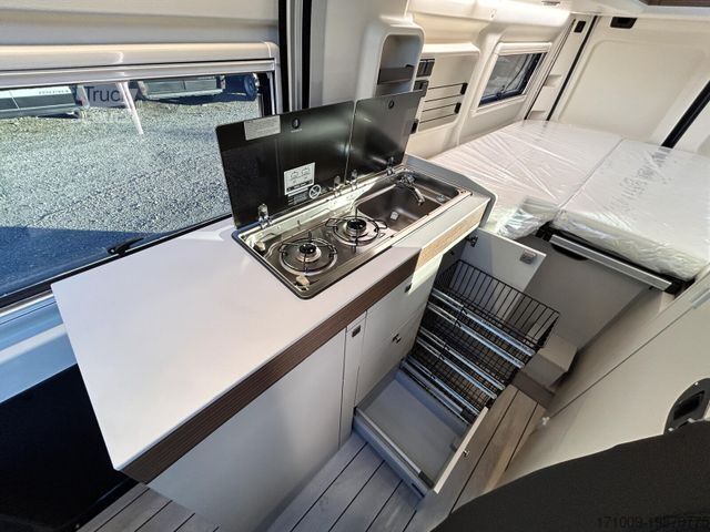 Kastenwagen Wohnmobil / Campervan WESTFALIA Columbus 600 E 180 PS 8G SKYVIEW SAT/TV SOLAR