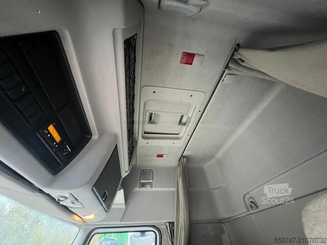 Сідловий тягач Renault Premium 450 DXI Renault Premium 450 DXI