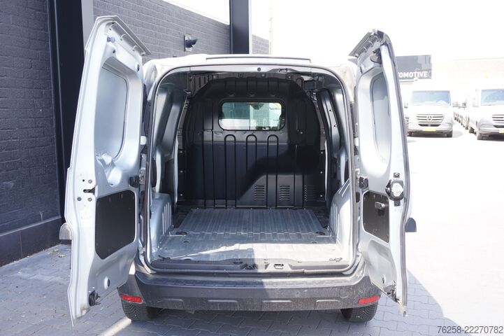 Kombi s vysokou strechou Renault Express 1.3 TCe 100PK Benzine EURO 6 - Airco - ...