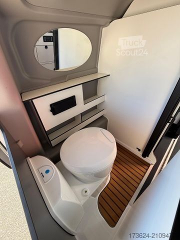 عربة تخييم KARMANN Duncan 550 CMT-Aktion nähe Stuttgart, Solaranlag