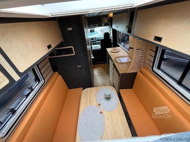 Wohnwagen/Wohnmobil VOLKSWAGEN CRAFTER WOHNMOBIL CAMPER KYOOB PROFI-AUSBAU NEU!