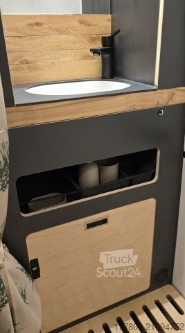 Wohnwagen/Wohnmobil VOLKSWAGEN CRAFTER WOHNMOBIL CAMPER KYOOB PROFI-AUSBAU NEU!