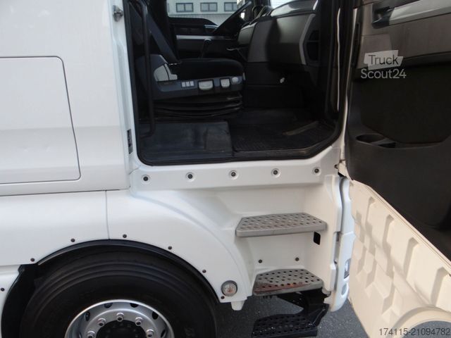 LKW mit Pritsche (offen) MAN TGX 18.440 BL 4x2 Heckkran guter Zustand