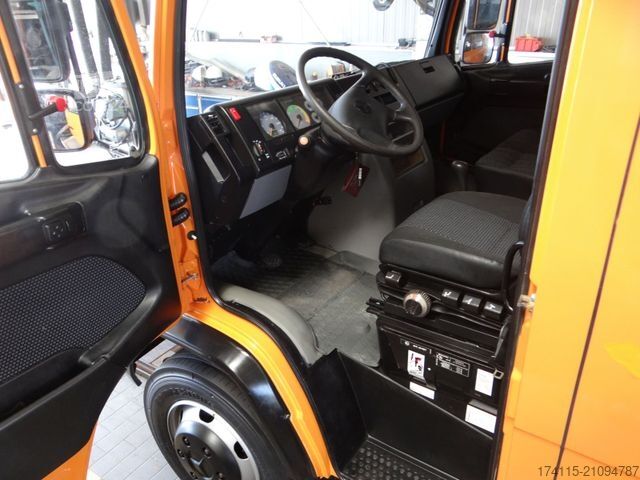 Transporter mit Pritsche & Plane MERCEDES-BENZ vario 816D Doppelkabine guter Zustand