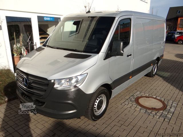 Panelová dodávka MERCEDES-BENZ sprinter 317 RWD Kasten lang sehr guter Zustand