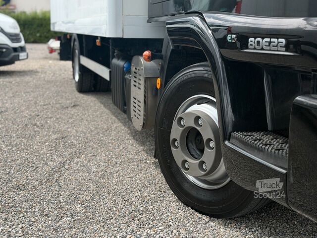 Skříňová dodávka IVECO EUROCARGO 7,5t 80E22 Koffer+LBW AHK Luft TÜV NEU